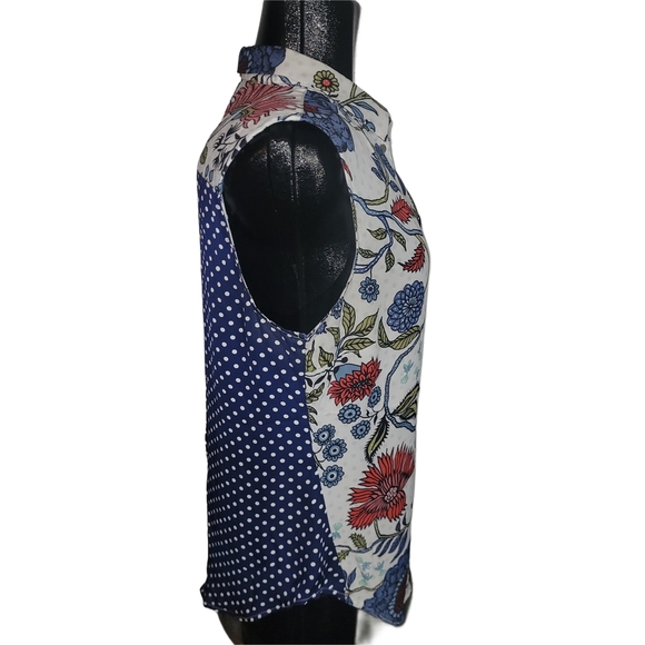 Marie Claire Floral Sleeveless Button Up Top with Polka Dot Accents L - Picture 3 of 6